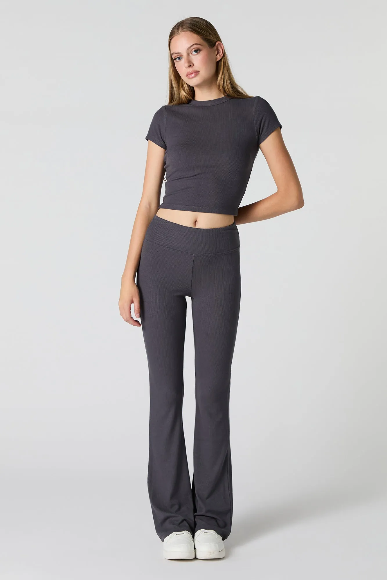 Active Ribbed Flare Pant