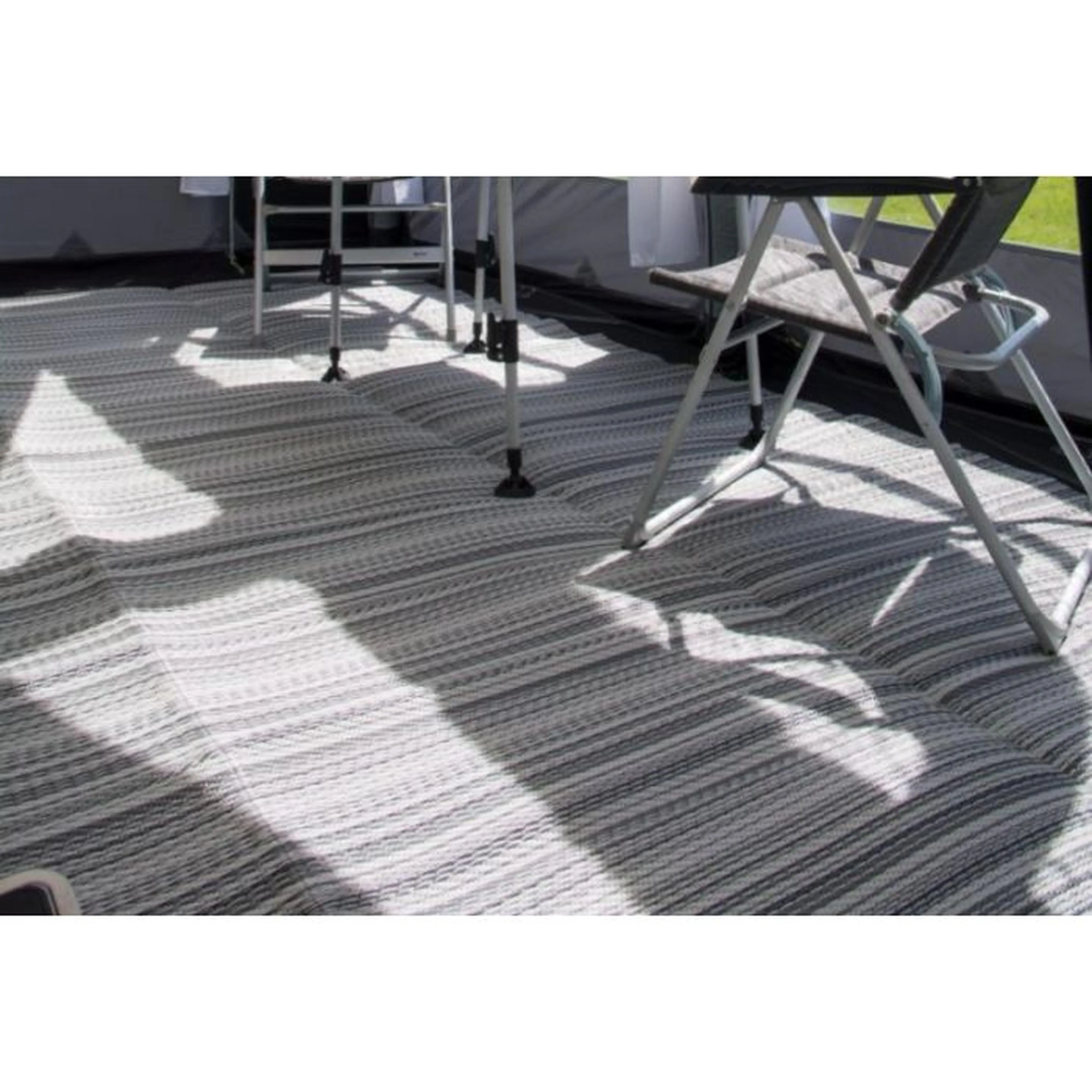 Dometic Club 330 Continental Cushioned Carpet