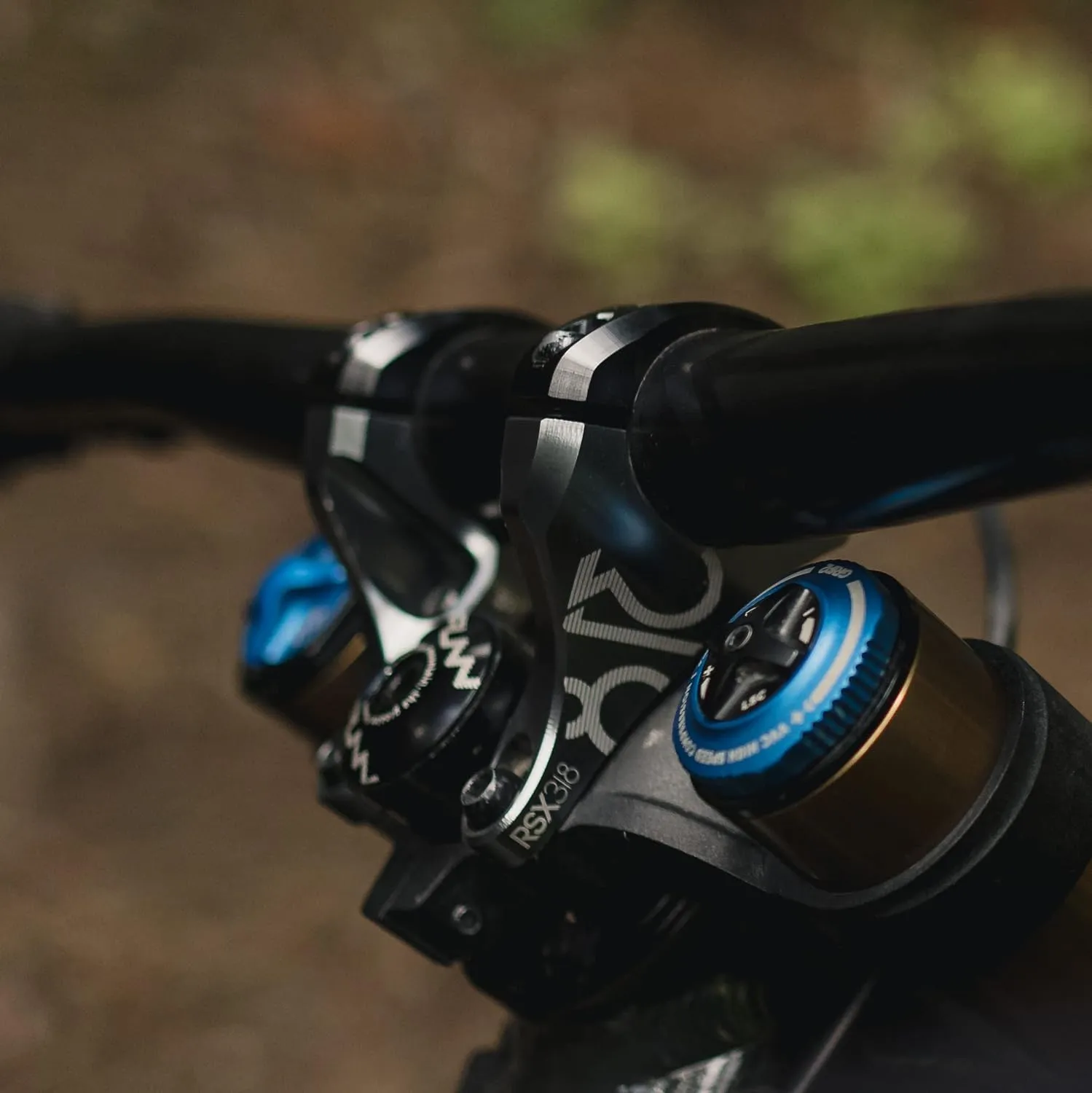 Funn RSX Mountain Bike Direct Mount Bike Stem with 31.8mm Bar Clamp, 2 Pieces Lightweight Split Design for Dual Crown Forks, Adjustable Extension 45-50mm