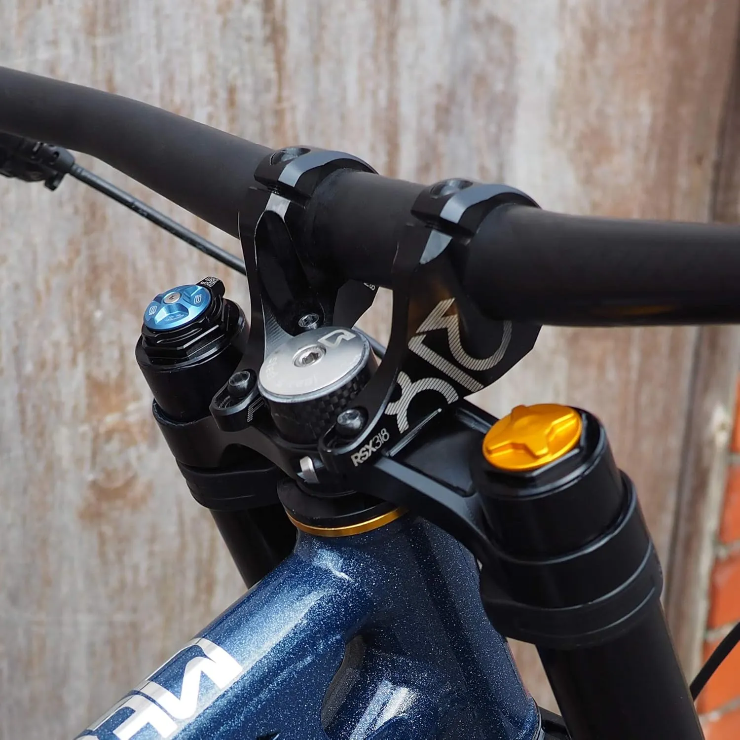 Funn RSX Mountain Bike Direct Mount Bike Stem with 31.8mm Bar Clamp, 2 Pieces Lightweight Split Design for Dual Crown Forks, Adjustable Extension 45-50mm