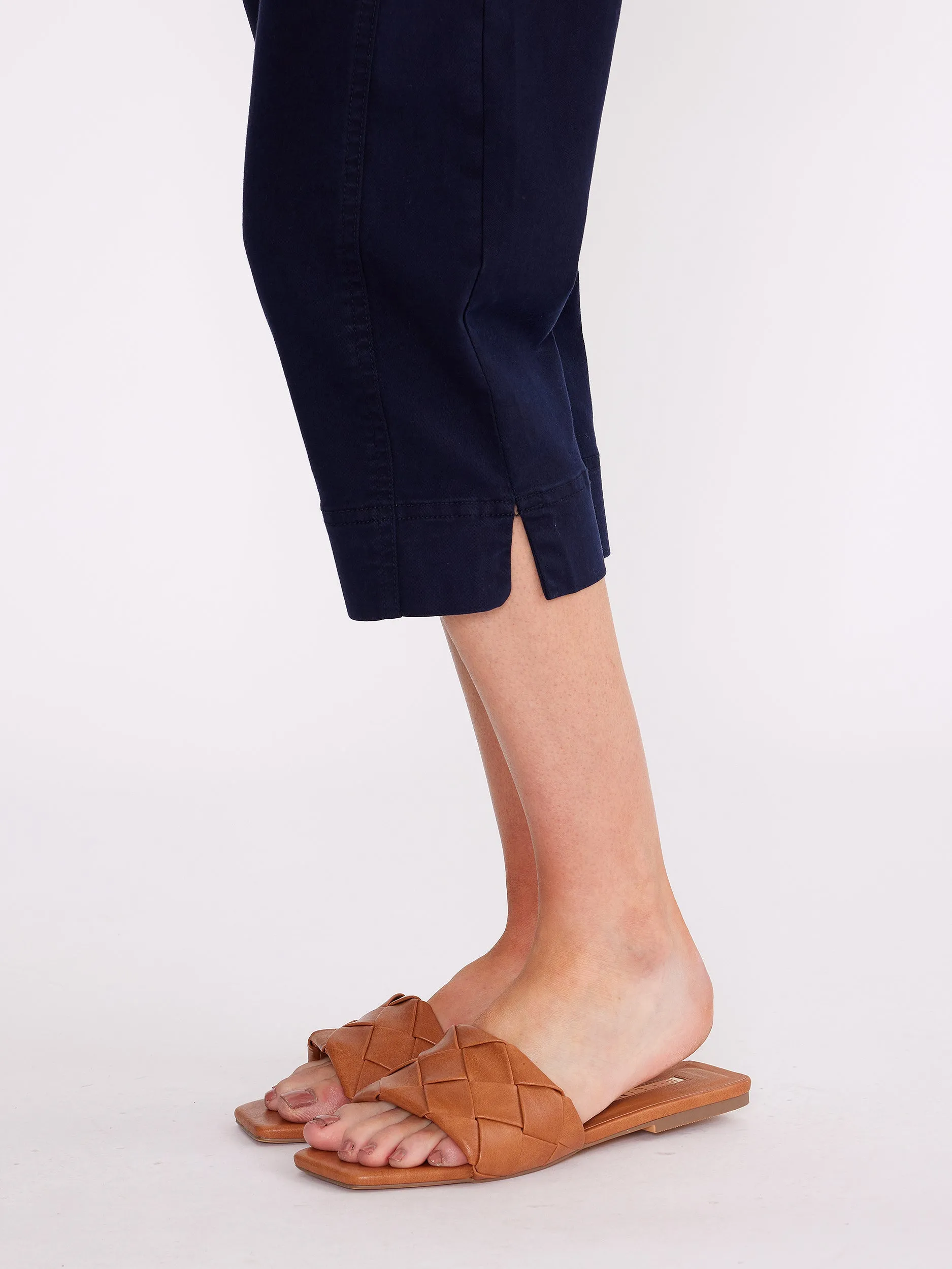 Yarra Trail - Panelled Capri Navy | YT24S8892